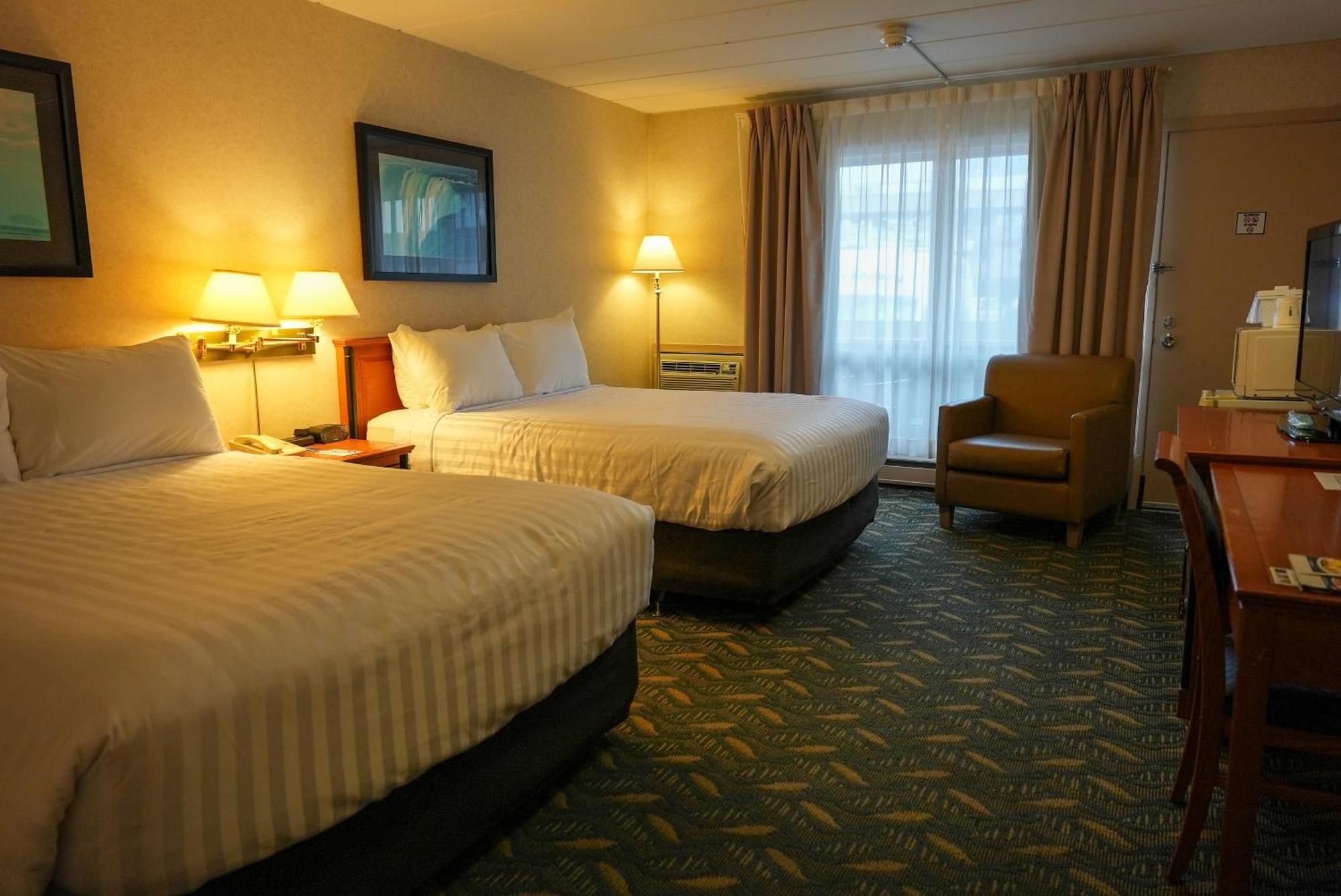 Travelodge By Wyndham Niagara Falls At The Falls Kültér fotó