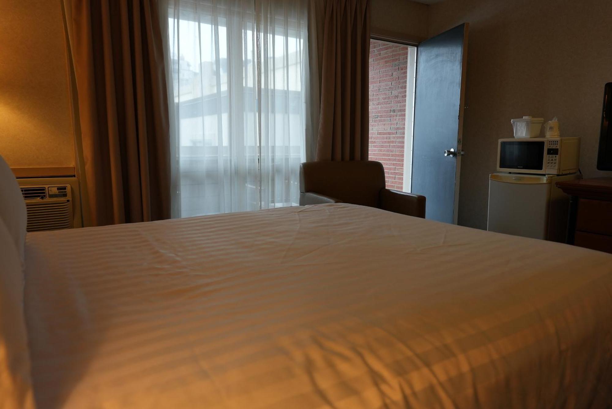 Travelodge By Wyndham Niagara Falls At The Falls Kültér fotó